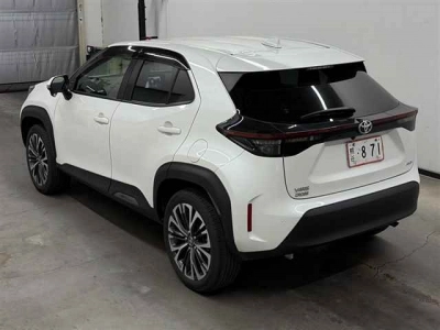 TOYOTA YARIS CROSS
