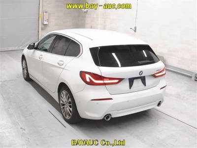 BMW 1 SERIES
