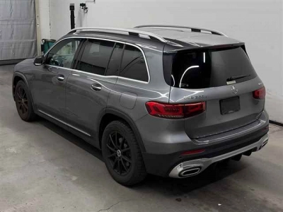 MERCEDES BENZ GLB