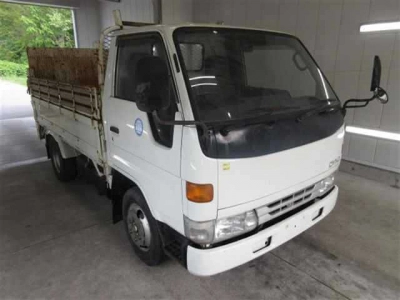 TOYOTA DYNA