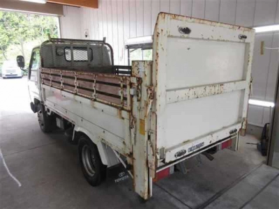 TOYOTA DYNA