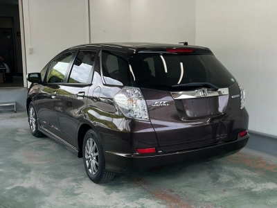 HONDA FIT SHUTTLE HYBRID