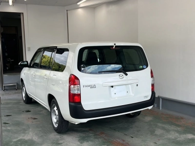 MAZDA FAMILIA VAN
