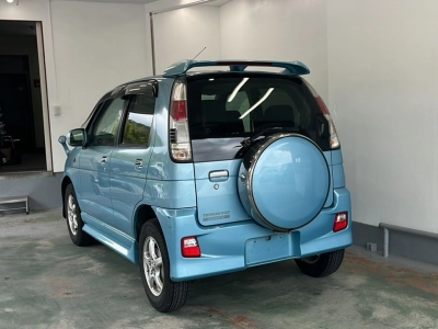 DAIHATSU TERIOS KID
