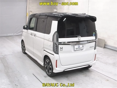 HONDA N BOX CUSTOM