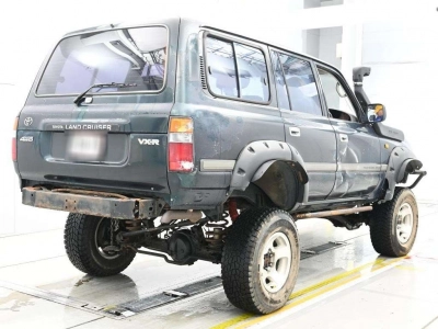 TOYOTA LAND CRUISER 80