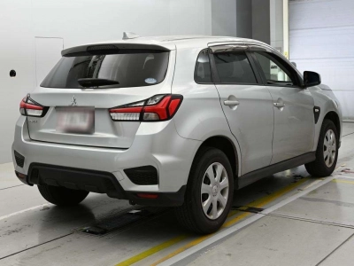 MITSUBISHI RVR