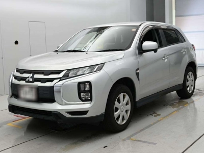 MITSUBISHI RVR