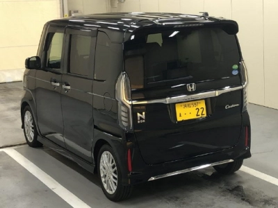 HONDA N BOX CUSTOM