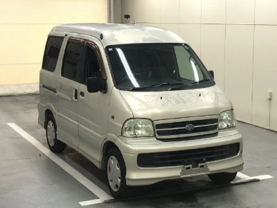 DAIHATSU ATRAI 7