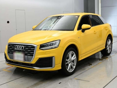 AUDI Q2