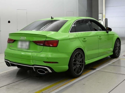 AUDI RS3