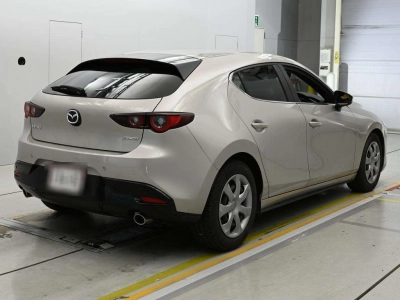 MAZDA MAZDA3 FASTBACK