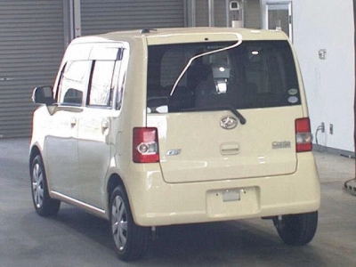 DAIHATSU MOVE CONTE