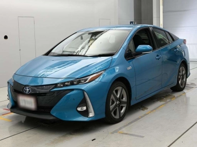 TOYOTA PRIUS PHV