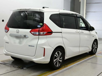 HONDA FREED HYBRID