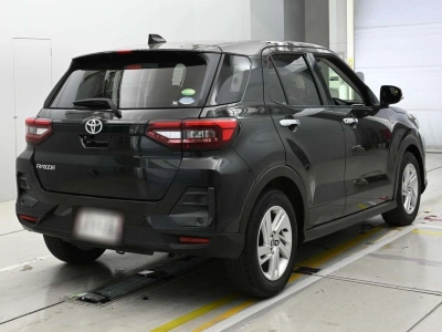 TOYOTA RAIZE