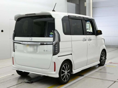 HONDA N BOX CUSTOM