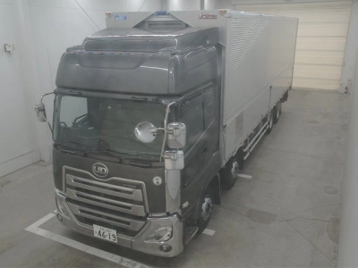 NISSAN UD