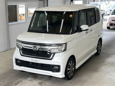 HONDA N BOX CUSTOM