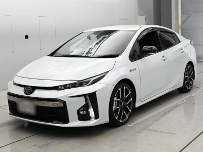 TOYOTA PRIUS PHV