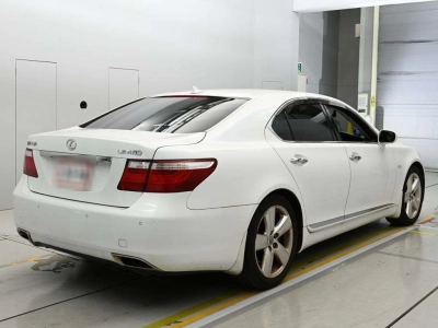 LEXUS LS