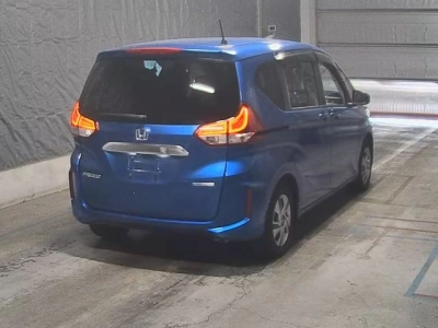 HONDA FREED HYBRID