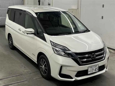 NISSAN SERENA