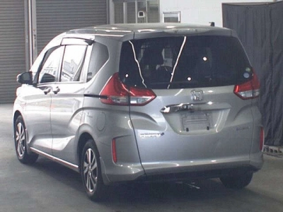 HONDA FREED+