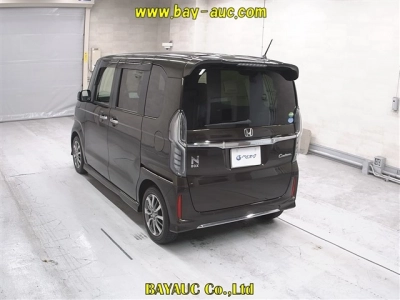 HONDA N BOX CUSTOM