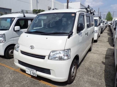 TOYOTA TOWN ACE VAN