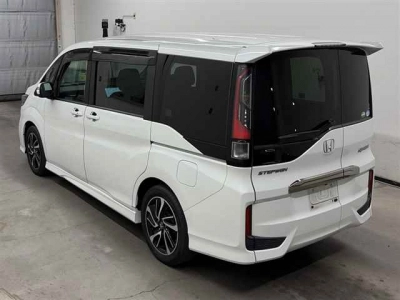 HONDA STEPWGN SPADA