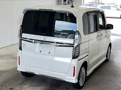HONDA N BOX CUSTOM