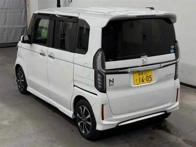HONDA N BOX CUSTOM