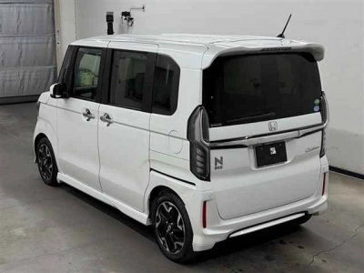 HONDA N BOX CUSTOM