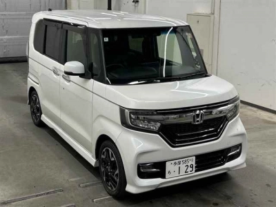 HONDA N BOX CUSTOM