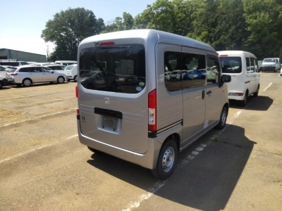 HONDA N-VAN