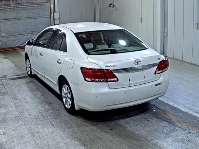 TOYOTA PREMIO