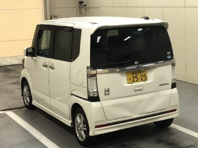 HONDA N BOX CUSTOM
