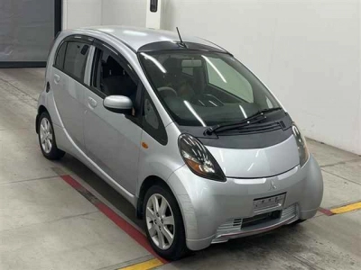 MITSUBISHI I