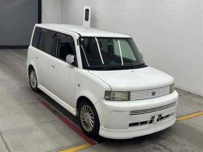 TOYOTA BB