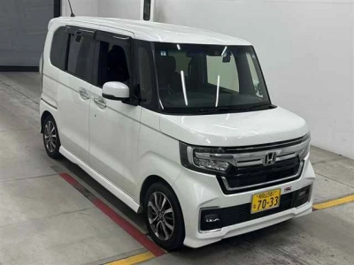 HONDA N BOX CUSTOM