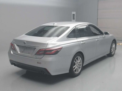TOYOTA CROWN HYBRID