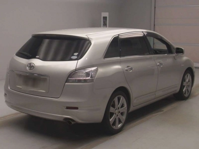 TOYOTA MARK X ZIO