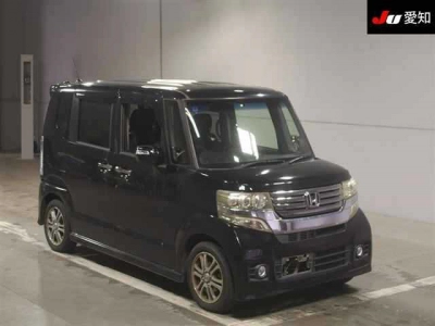 HONDA N BOX CUSTOM