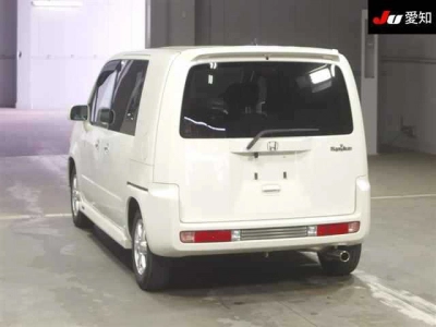 HONDA MOBILIO SPIKE