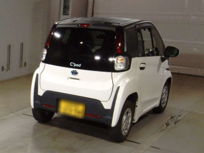 TOYOTA C+POD