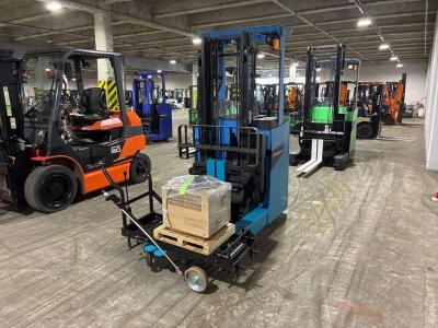 TOYOTA  FORKLIFT 