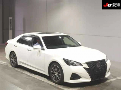 TOYOTA CROWN ATHLETE