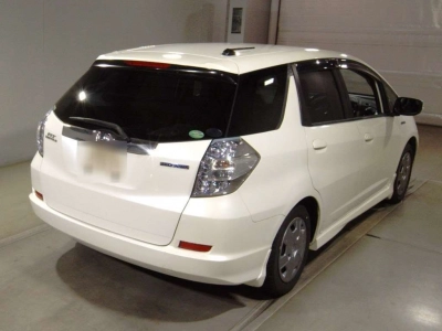 HONDA FIT SHUTTLE HYBRID